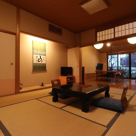 Yumoto Ueyama Ryokan Himeji Esterno foto