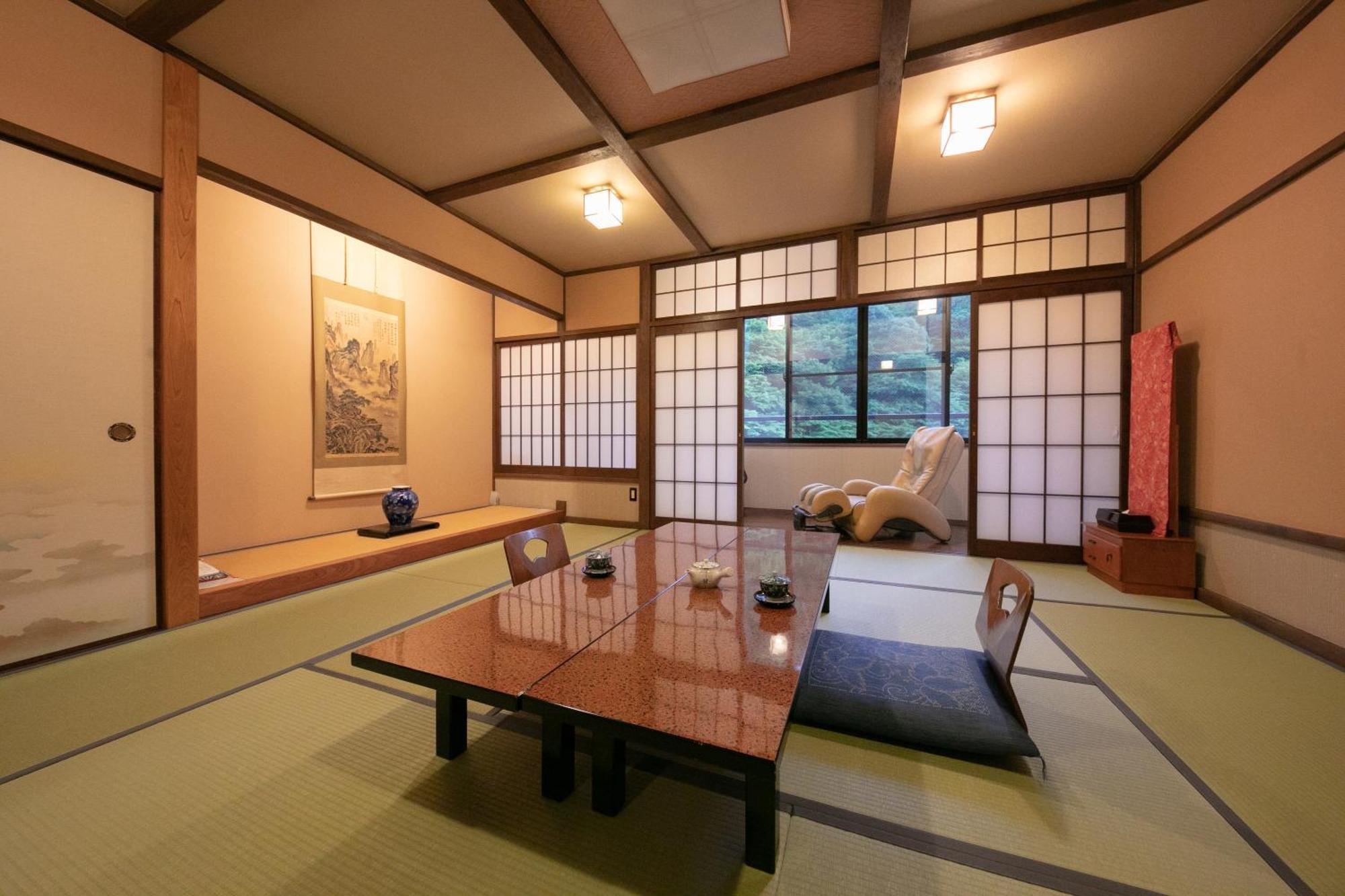 Yumoto Ueyama Ryokan Himeji Esterno foto