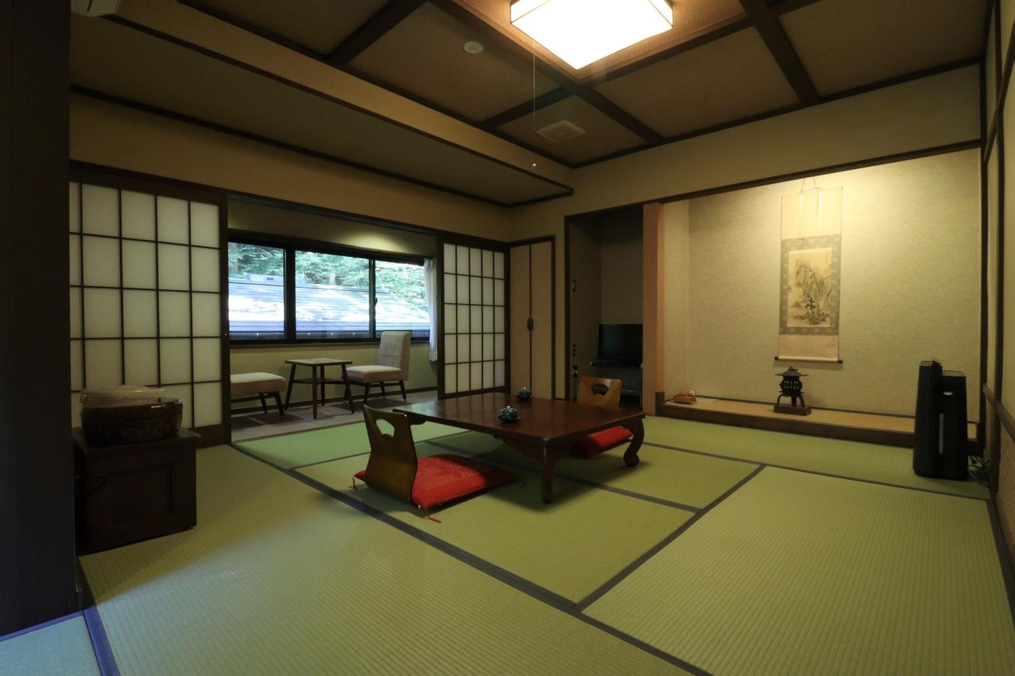Yumoto Ueyama Ryokan Himeji Esterno foto